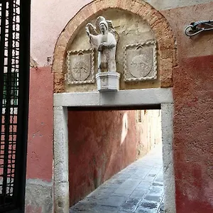 https://casa-pergoletto.hotelinveneto.com