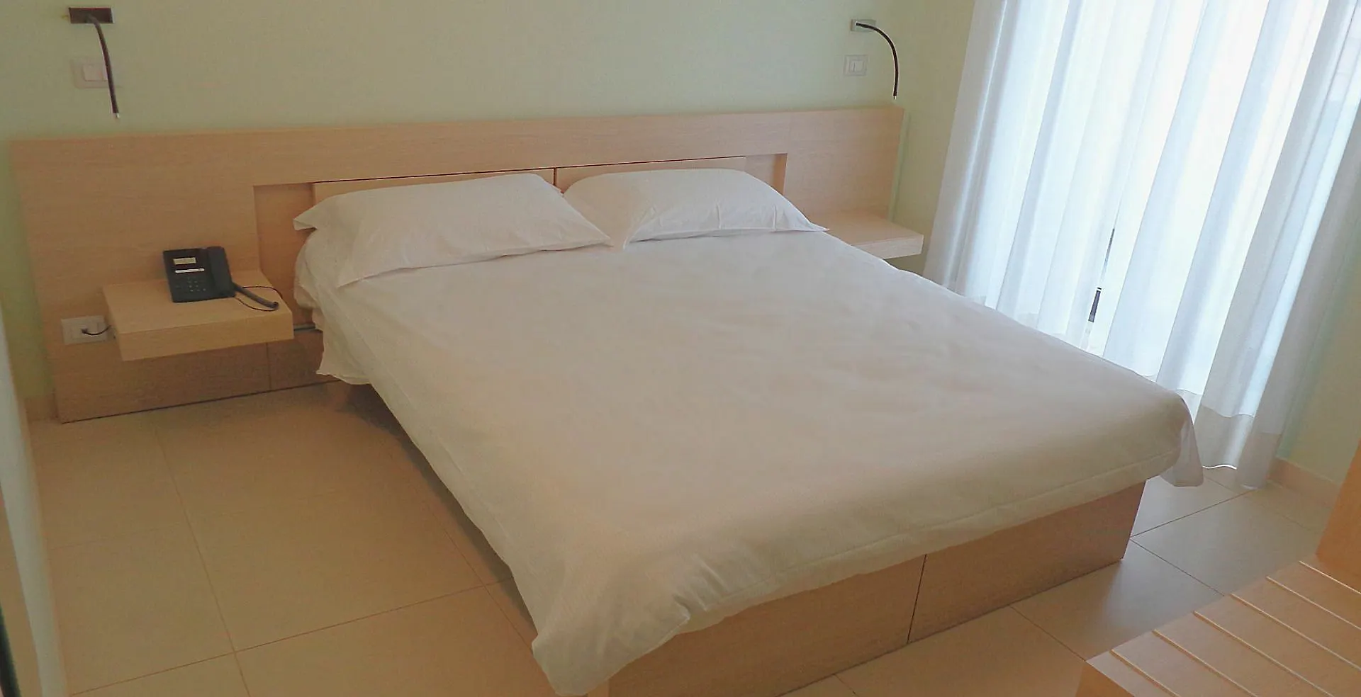 Domus Helena Guest House Rome 3*,  Italy